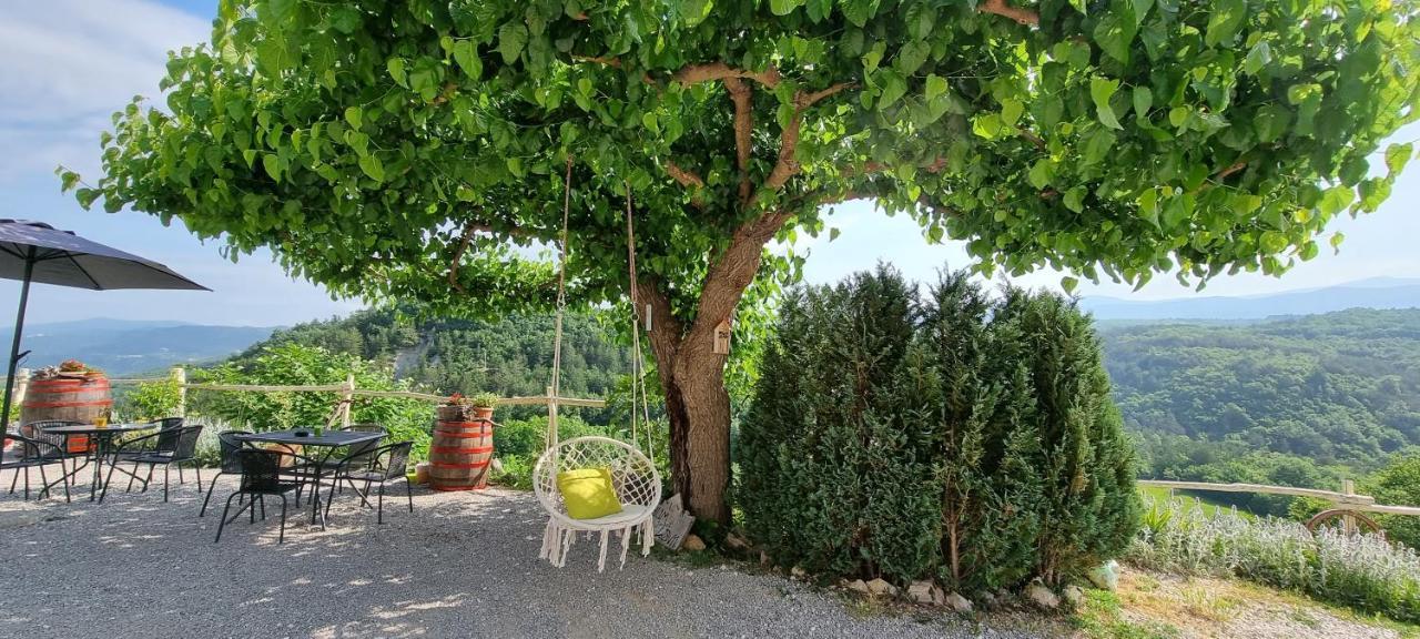 Apartment In The Smallest Town In The World Hum Εξωτερικό φωτογραφία